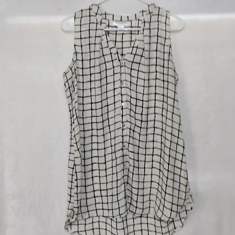 Motherhood Maternity Small Sleeveless Button Down Blouse White Black Grid Print